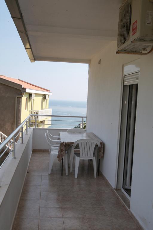 Guest House Ugljevarevic Budva Habitación foto