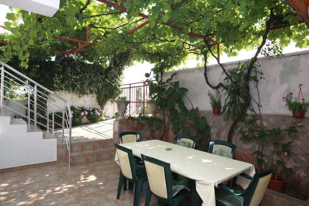 Guest House Ugljevarevic Budva Habitación foto