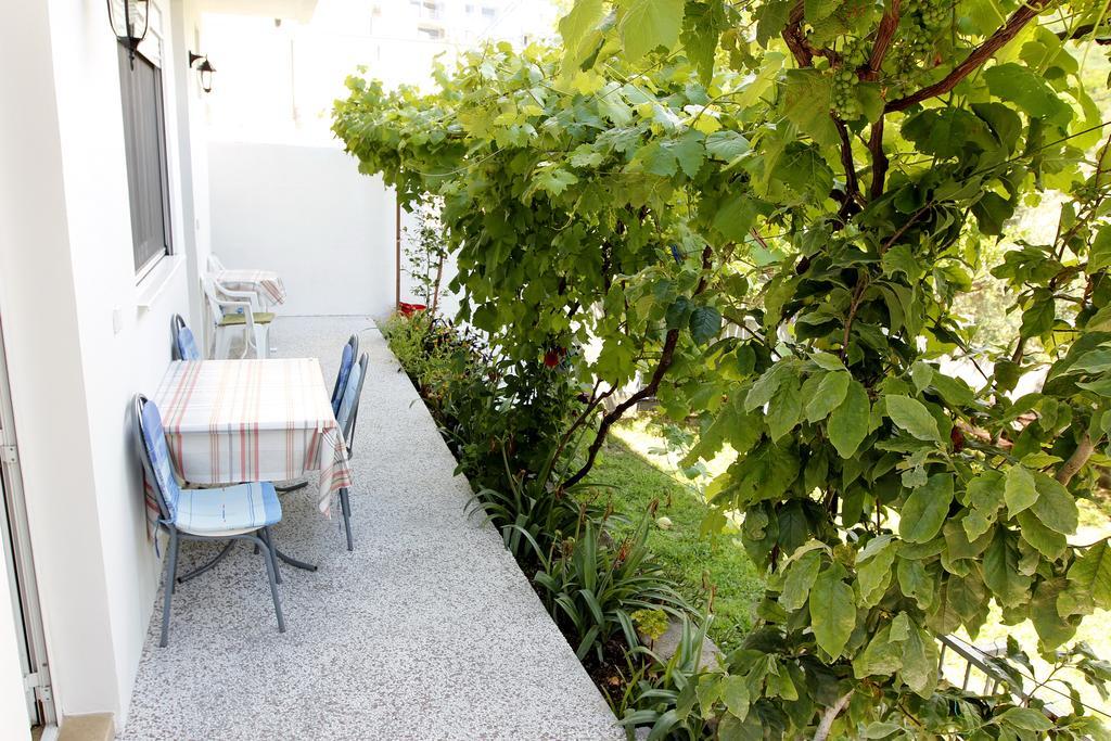 Guest House Ugljevarevic Budva Exterior foto