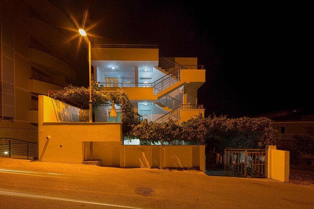Guest House Ugljevarevic Budva Exterior foto